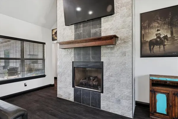 403 Polk Road, Bowie, TX 76230