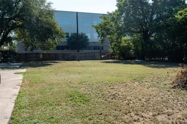 2751 Clarence Street, Dallas, TX 75215