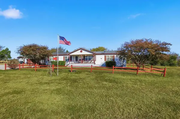 609 Cedar Mills Road, Gordonville, TX 76245