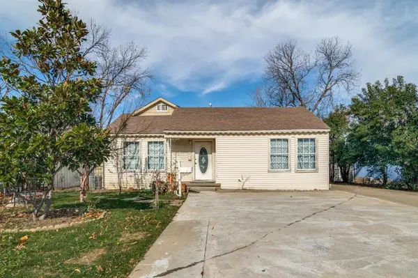 117 E Avenue E, Garland, TX 75040
