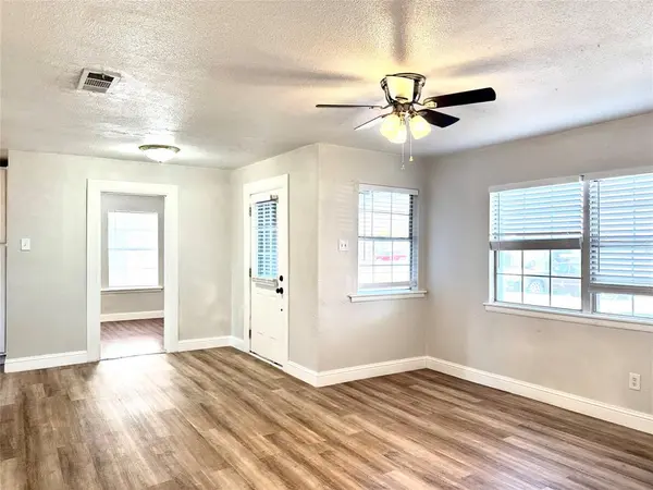 4517 Sherwood Drive, Mesquite, TX 75150