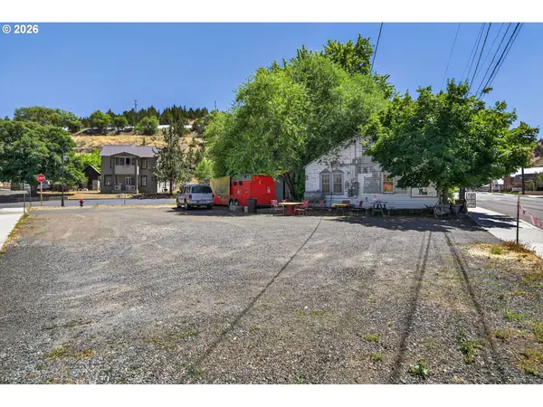 234 S CANYON BLVD #1190, John Day, OR 97845