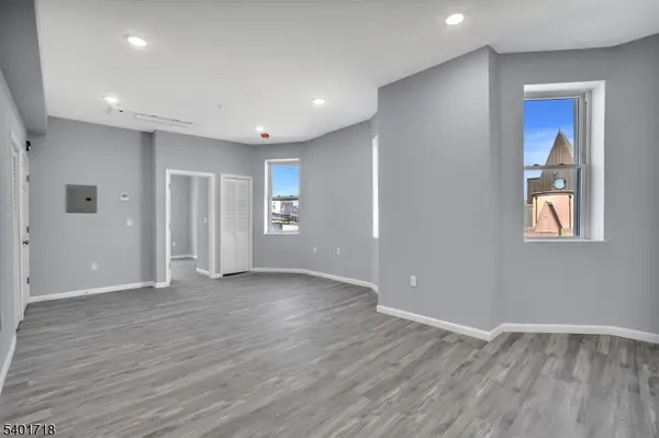 155-157 Clifton Ave, Newark City, NJ 07104