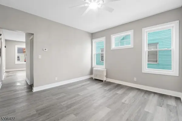 337 Leslie St, Newark City, NJ 07112