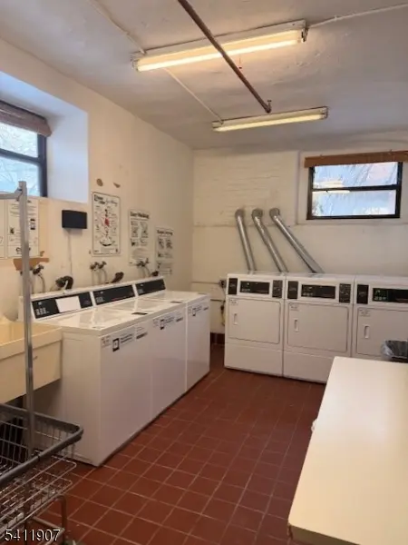 50 May St #205, Hawthorne Boro, NJ 07506