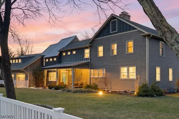 48 Maple Ave, Mendham Boro, NJ 07945