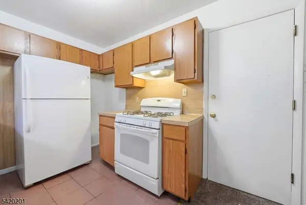 120 Carnegie Pl, Union Twp., NJ 07088