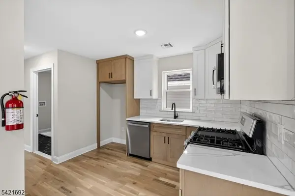 455 Fulton St #2, Elizabeth City, NJ 07206