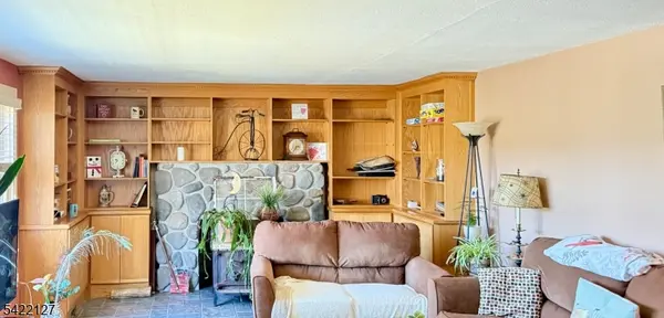 347 E Shore Trl, Sparta Twp., NJ 07871