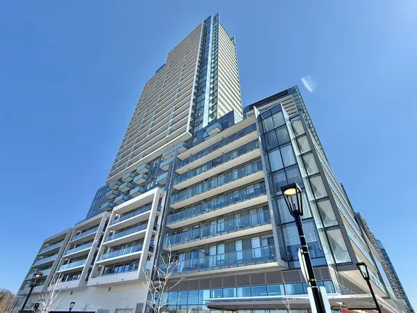 7 Golden Lion HTS #N1013, Toronto C14, ON M2M 0C1