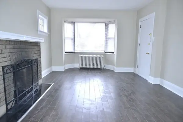 155 Highbourne RD #1, Toronto C03, ON M5P 2J8