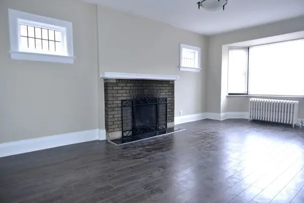 155 Highbourne RD #1, Toronto C03, ON M5P 2J8