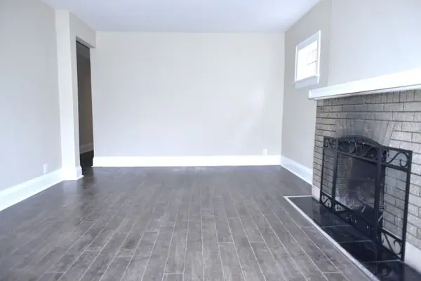 155 Highbourne RD #1, Toronto C03, ON M5P 2J8