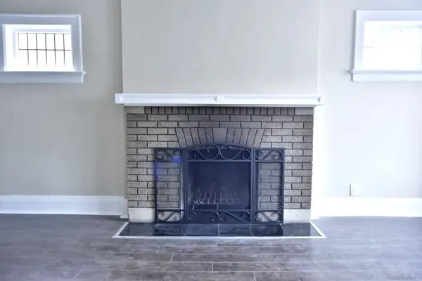 155 Highbourne RD #1, Toronto C03, ON M5P 2J8