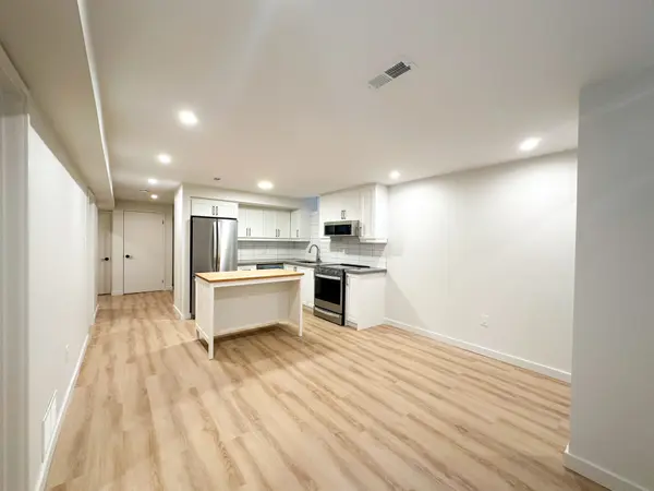 813 Groveland AVE #Bsmt, Oshawa, ON L1K 0C3