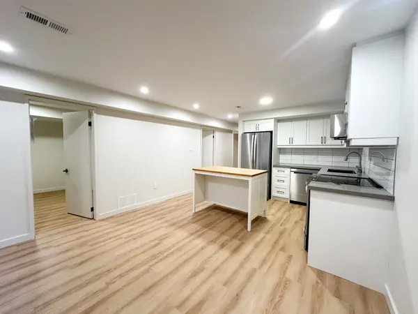 813 Groveland AVE #Bsmt, Oshawa, ON L1K 0C3