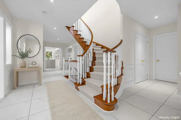 10 MACRILL RD, Markham, ON L6C 1S2