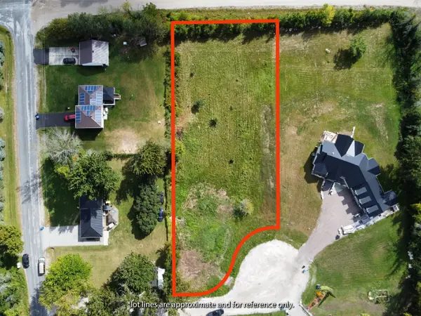 11 ferreira RD, Ramara, ON L3V 0M9