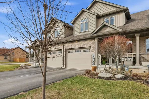 3 George Zubek DR, Collingwood, ON L9Y 1M5