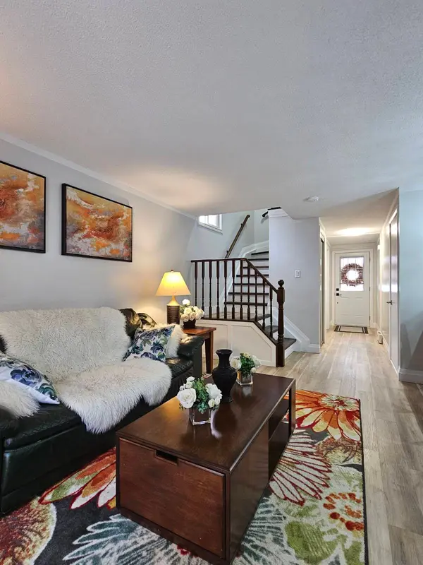 108 Loggers RUN, Barrie, ON L4N 6X1