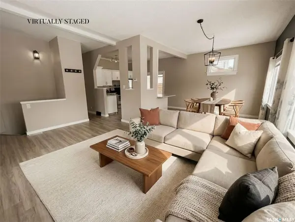 240 4th AVENUE NE, Swift Current, SK S9H 2J5