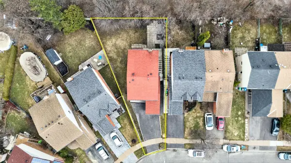 44 Rushmore CRES, Brampton, ON L6Z 1R2