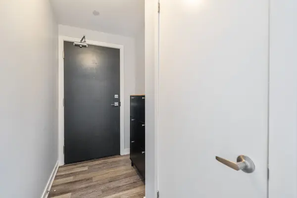 5220 Dundas ST #516, Burlington, ON L7L 0J4