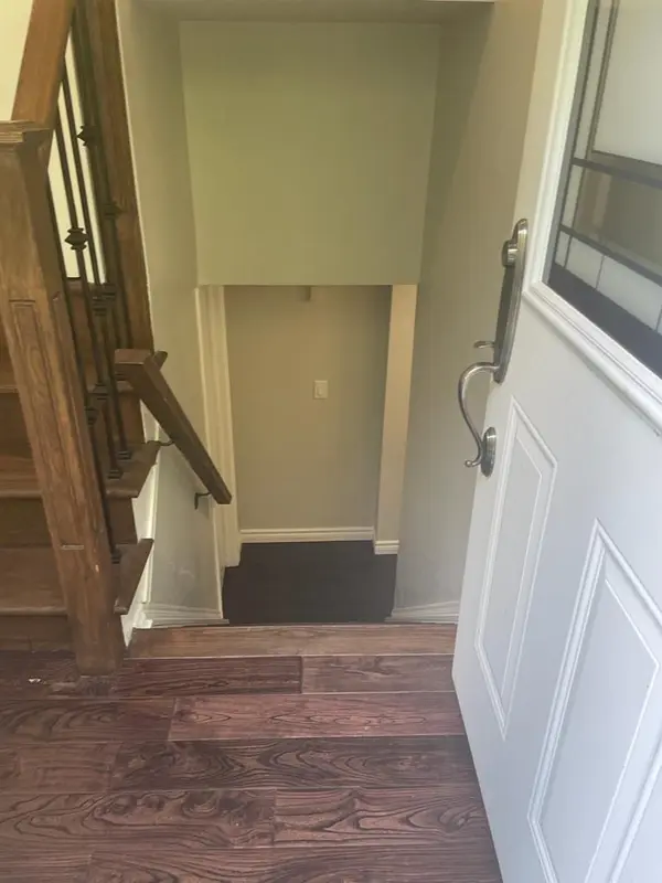 2349 Whaley Dr DR, Mississauga, ON L5B 2B3