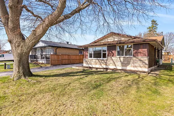 78 Cromwell CRES, Hamilton, ON L8G 2G2