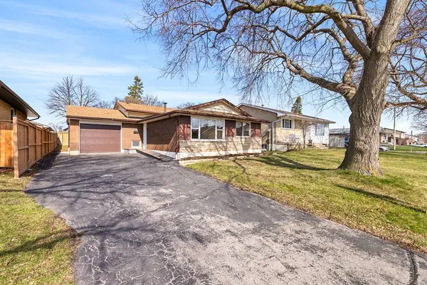 78 Cromwell CRES, Hamilton, ON L8G 2G2