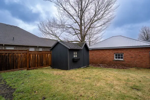 4 GEORGE ST, Norwich, ON N0J 1P0