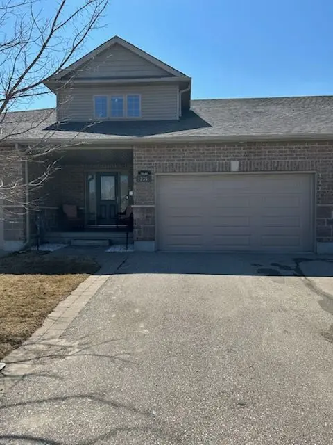 235 Spencer DR, Centre Wellington, ON N0B 1S0