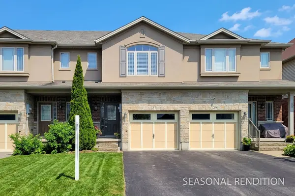 27 Hitching Post RDG, Hamilton, ON L0R 1C0