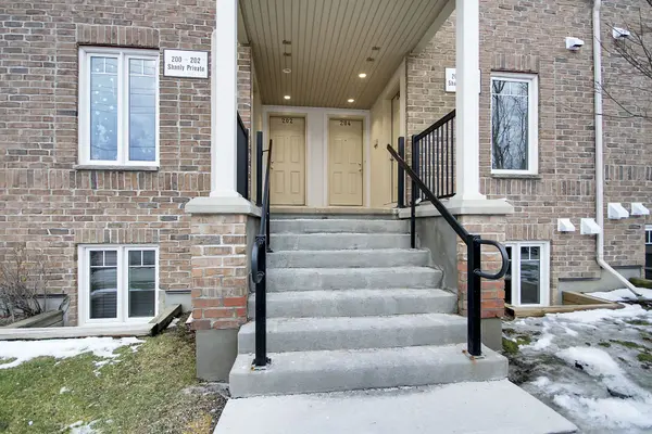 204 Shanly Private #41, Barrhaven, ON K2J 5X6