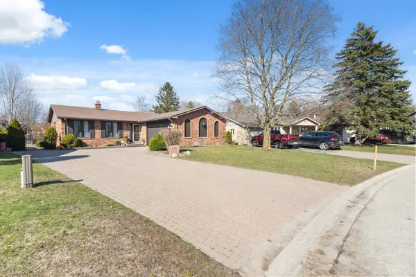 176 Canterbury DR, Thames Centre, ON N0L 1G3