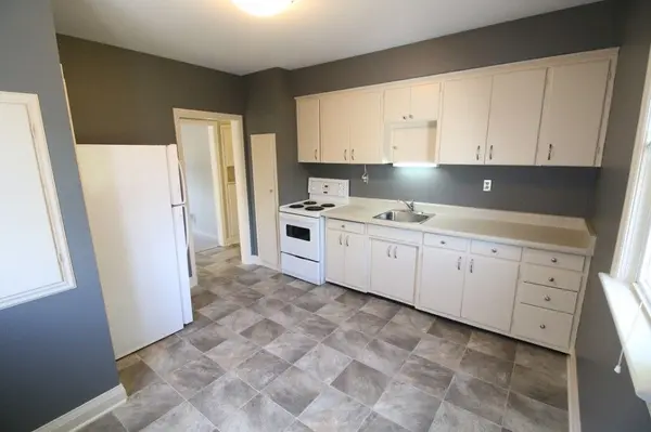 106 Haig ST, St. Catharines, ON L2R 6L2