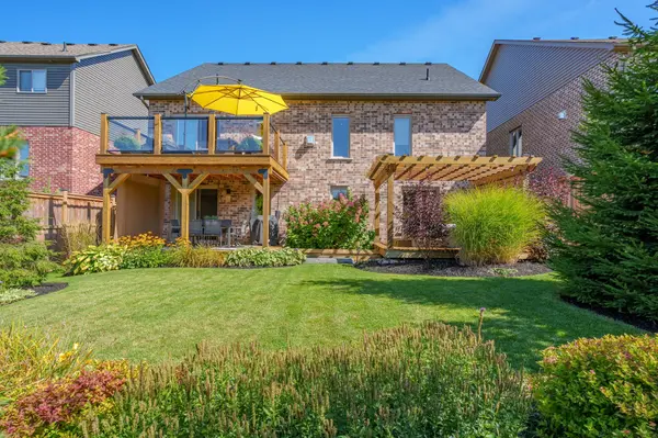 5 Braeside CRES, Huntsville, ON P1H 0C5