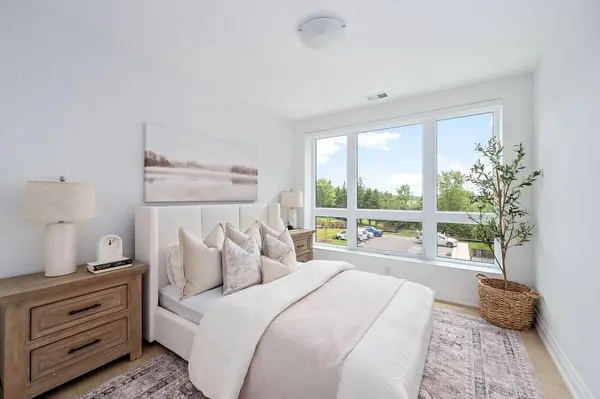 1975 Fountain Grass DR #317, London South, ON N6K 0M3