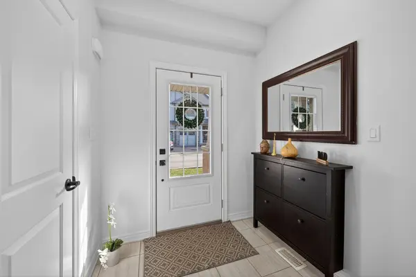 80 Severino CIR #7, West Lincoln, ON L0R 2A0