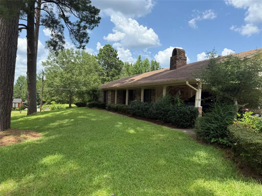 100 Oak Street, Homer, LA 71040