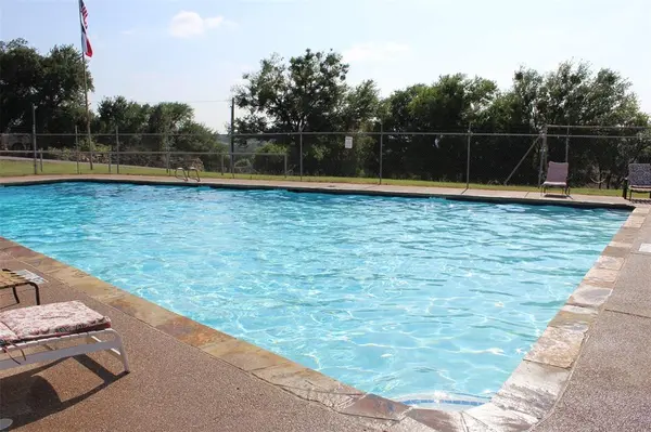 2702 Brazos River Drive, Granbury, TX 76048