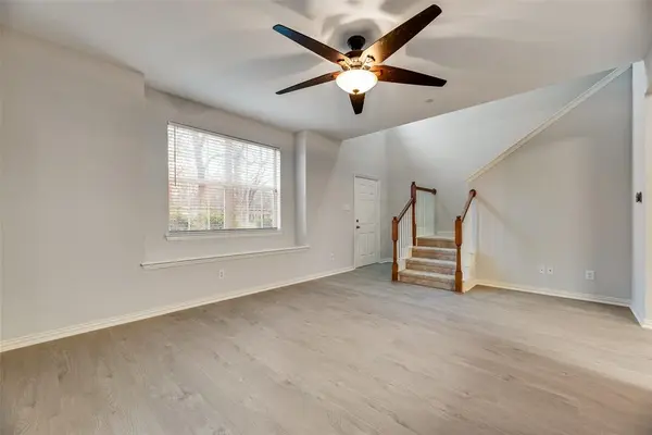 2320 Durango Ridge Drive, Bedford, TX 76021