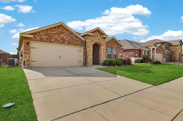 301 Samuel Street, Denton, TX 76207