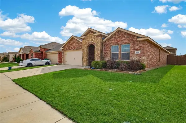 301 Samuel Street, Denton, TX 76207