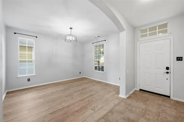 1305 Live Oak Lane, Savannah, TX 76227