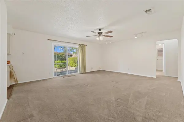 3229 Oak Timber Drive, Forest Hill, TX 76119