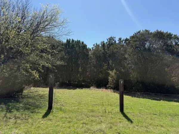 612 County Road 3570, China Spring, TX 76633