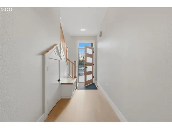 6623 NE 27TH PL, Vancouver, WA 98665