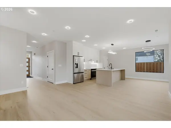 6623 NE 27TH PL, Vancouver, WA 98665