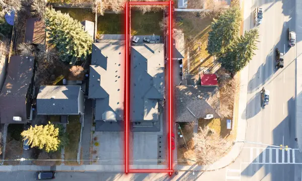 405 29 AVE NE, Calgary, AB T2E 2C5